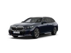 Czarny carbon m metalizowany Używany 2024 BMW 520 Comfort Edition Kombi | 239 900 zł (Dość drogi)