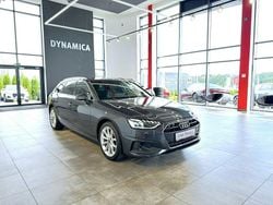 Szary Używany 2023 Audi A4 Premium Kombi | 126 900 zł