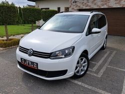 Biały Używany 2010 VW Touran Comfortline Minivan | 28 900 zł (Uczciwa cena)