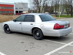 Używany 2000 Ford Crown Victoria Sedan/Limuzyna | 30 000 zł