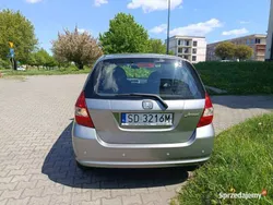Srebrny Używany 2004 Honda Jazz Hatchback | 6500 zł (Uczciwa cena)