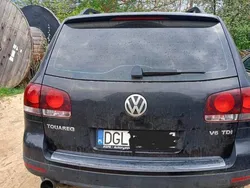 Czarny Używany 2008 VW Touareg SUV | 27 000 zł (Uczciwa cena)