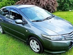Szary Używany 2009 Honda City Sedan/Limuzyna | 13 300 zł