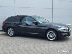 Czarny (metalik) Używany 2019 BMW 520 Comfort Edition Kombi | 119 700 zł (Uczciwa cena)