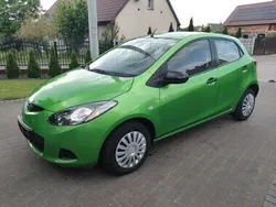 Zielony Używany 2009 Mazda 2 Hatchback | 13 900 zł