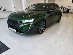 Zielony (metalik) Używany 2023 Peugeot 308 Hatchback | 116 000 zł
