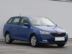 Niebieski Używany 2018 Skoda Fabia Kombi | 32 999 zł (Uczciwa cena)