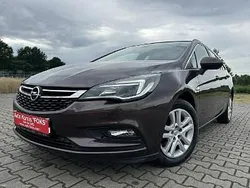 Brązowy Używany 2017 Opel Astra Kombi | 48 900 zł (Dość drogi)