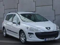 Biały Używany 2011 Peugeot 204 Kombi | 17 500 zł