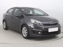 Szary Używany 2015 Kia Rio Sedan/Limuzyna | 28 999 zł (Uczciwa cena)
