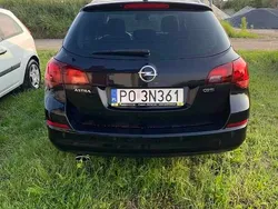 Używany 2011 Opel Astra | 11 000 zł (Dobra cena)