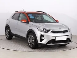 Srebrny Używany 2019 Kia Stonic SUV | 61 999 zł (Uczciwa cena)