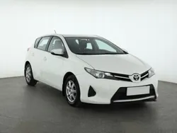 Biały Używany 2014 Toyota Auris Hatchback | 28 999 zł (Dobra cena)