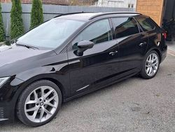 Czarny Używany 2015 Seat Leon 4Drive Kombi | 47 500 zł (Uczciwa cena)