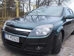 Zielony Używany 2005 Opel Astra Sedan/Limuzyna | 5900 zł (Uczciwa cena)