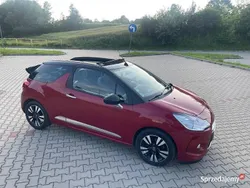 Czerwony Używany 2014 DS Automobiles DS3 Cabriolet Kabriolet | 27 800 zł