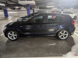 Granatowy Używany 2009 BMW 130 Hatchback | 28 900 zł