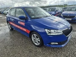 Niebieski Używany 2021 Skoda Fabia Hatchback | 33 210 zł (Super Cena)