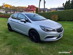 Srebrny Używany 2018 Opel Astra Hatchback | 45 900 zł (Dość drogi)