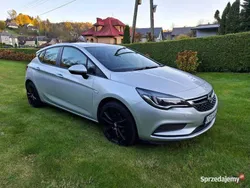 Srebrny Używany 2018 Opel Astra Hatchback | 47 900 zł (Dość drogi)