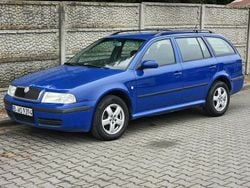 Niebieski (metalik) Używany 2006 Skoda Octavia Kombi | 6300 zł (Dobra cena)