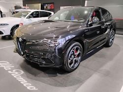 Lakier metalizowany czarny volcano black Nowe 2025 Alfa Romeo Stelvio Veloce SUV | 245 900 zł