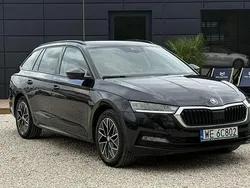 Czarny (metalik) Używany 2022 Skoda Octavia Kombi | 75 900 zł (Uczciwa cena)