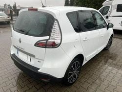 Biały Używany 2016 Renault Scénic III LIMITED Minivan | 18 900 zł