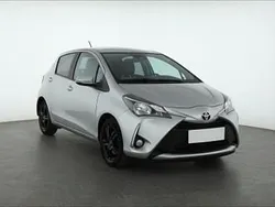 Srebrny Używany 2018 Toyota Yaris Hatchback | 42 999 zł (Uczciwa cena)