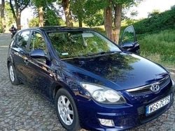 Granatowy Używany 2010 Hyundai i30 Comfort Hatchback | 21 500 zł