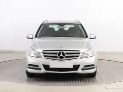 Srebrny Używany 2011 Mercedes C180 Sedan/Limuzyna | 37 999 zł (Uczciwa cena)