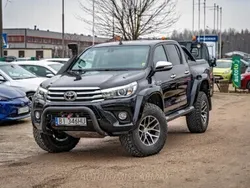 Czarny Używany 2017 Toyota HiLux Pickup | 179 900 zł