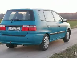 Niebieski Używany 2004 Kia Carens Minivan | 6400 zł