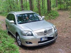 Beżowy Używany 2007 Toyota Avensis T2 Sedan/Limuzyna | 17 300 zł