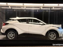 Biały Używany 2021 Toyota C-HR Active SUV | 79 369 zł (Uczciwa cena)