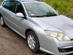 Srebrny Używany 2009 Renault Laguna III Kombi | 12 999 zł (Uczciwa cena)