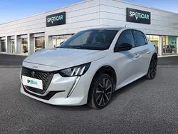 Biały Używany 2022 Peugeot e-208 GT Hatchback | 74 900 zł (Uczciwa cena)