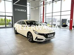 Biały Używany 2022 Hyundai Elantra Sedan/Limuzyna | 79 900 zł (Uczciwa cena)