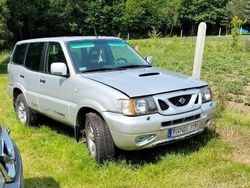 Srebrny Używany 2002 Nissan Terrano SUV | 10 000 zł
