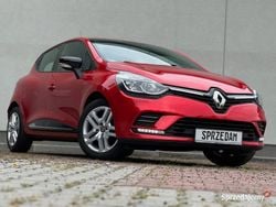 Czerwony Używany 2017 Renault Clio IV Hatchback | 37 900 zł (Dość drogi)