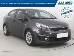 Szary Używany 2015 Kia Rio | 27 999 zł (Uczciwa cena)