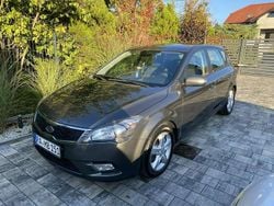 Szary Używany 2011 Kia Ceed 2 Hatchback | 17 900 zł (Dobra cena)