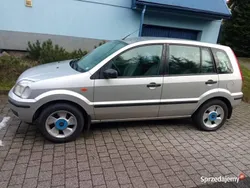 Srebrny Używany 2005 Ford Fusion Hatchback | 7500 zł (Dobra cena)