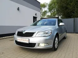 Srebrny (metalik) Używany 2011 Skoda Octavia Sedan/Limuzyna | 22 900 zł (Drogi)