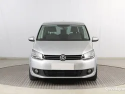 Srebrny Używany 2011 VW Touran Minivan | 28 999 zł (Uczciwa cena)
