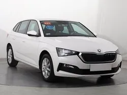 Biały Używany 2022 Skoda Scala Hatchback | 61 999 zł (Uczciwa cena)