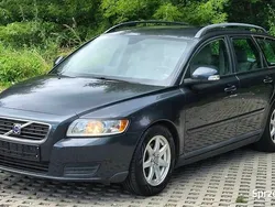 Szary Używany 2010 Volvo V50 Kombi | 18 900 zł (Uczciwa cena)
