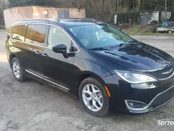 Używany 2017 Chrysler Pacifica SUV | 58 900 zł (Super Cena)