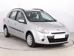 Srebrny Używany 2011 Renault Clio GrandTour Kombi | 9499 zł (Dobra cena)