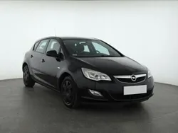 Czarny Używany 2010 Opel Astra Hatchback | 14 999 zł (Dobra cena)